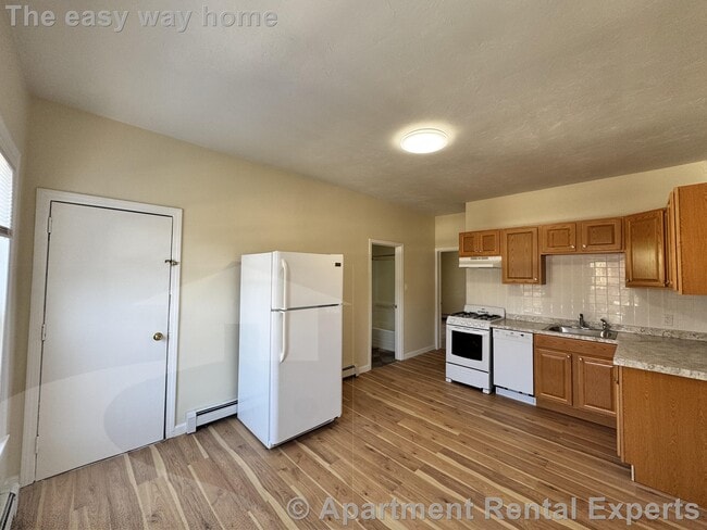 Building Photo - 57 Bishop Allen Dr