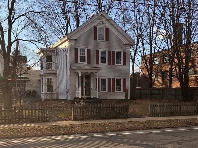 Building Photo - 44 Hayden Rowe St