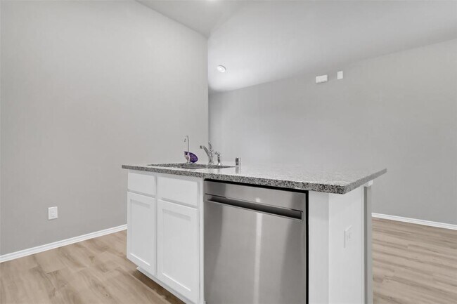 Building Photo - 6715 Scarlet Sagebrush St