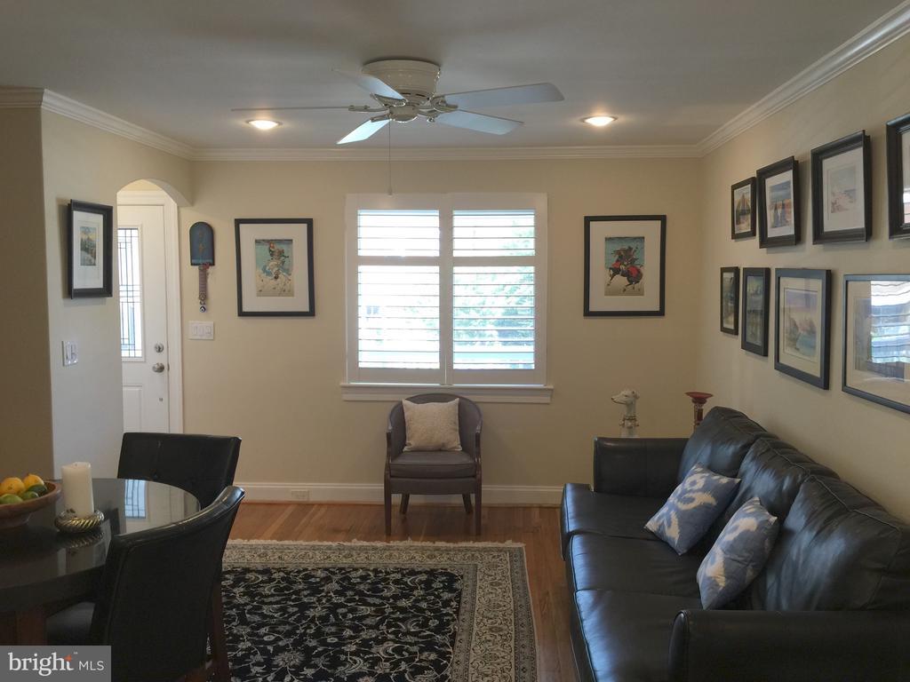 320 Wesmond Dr, Alexandria, VA 22305 Townhome Rentals in Alexandria