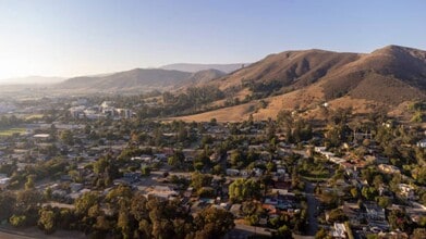 Building Photo - 1600 Palm St