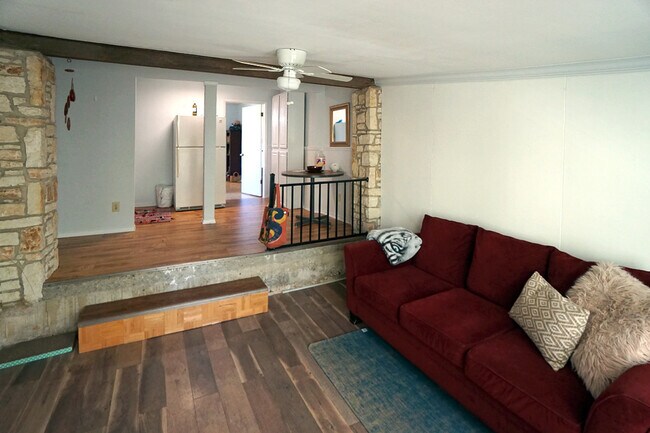 Building Photo - 26 Wildwood Cir