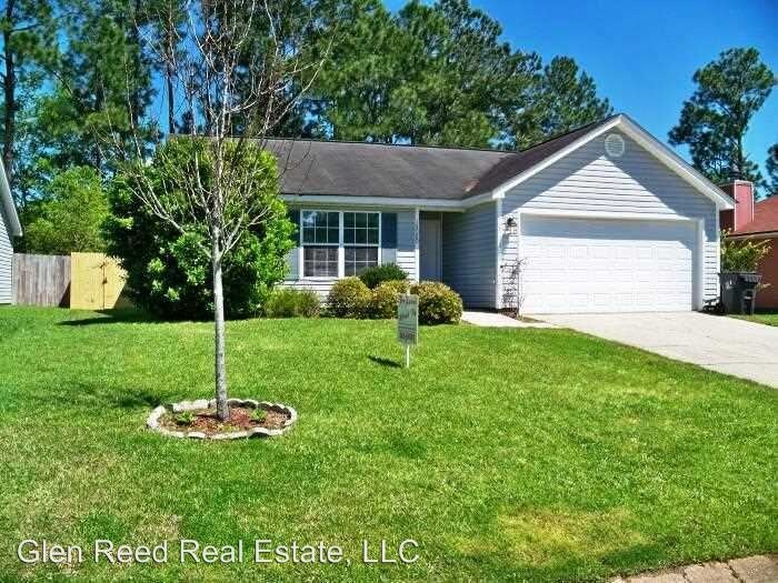 Foto principal - 14080 Woodmont Dr
