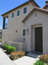 Building Photo - 101 Cezanne Ln