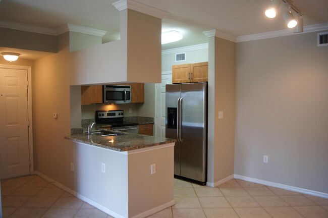 Building Photo - 6530 Emerald Dunes Dr