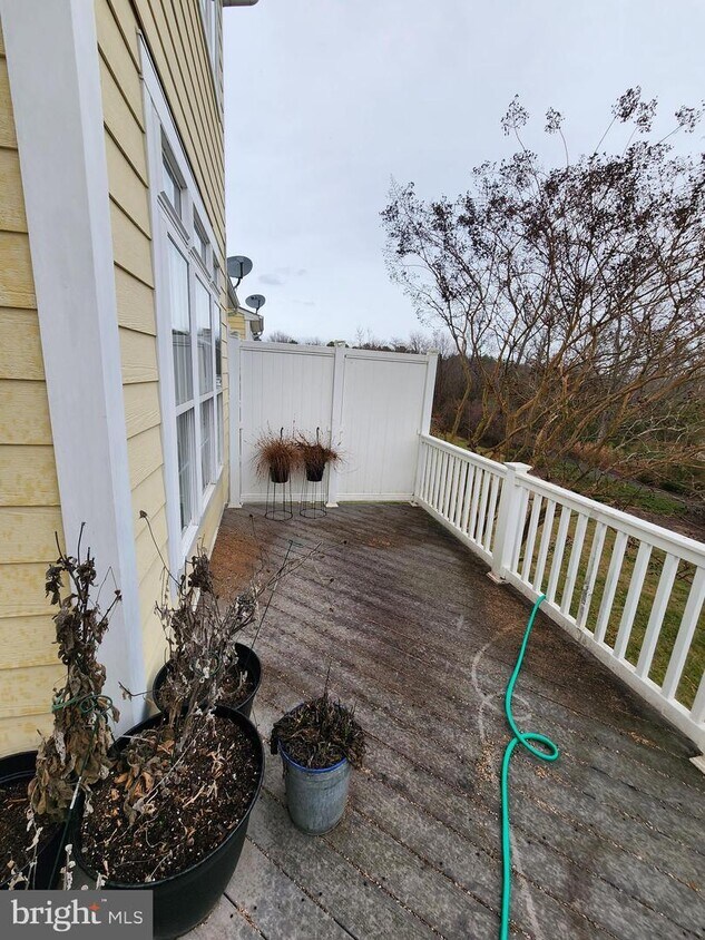 701 Monroe Point Dr, Colonial Beach, VA 22443 Townhome Rentals in