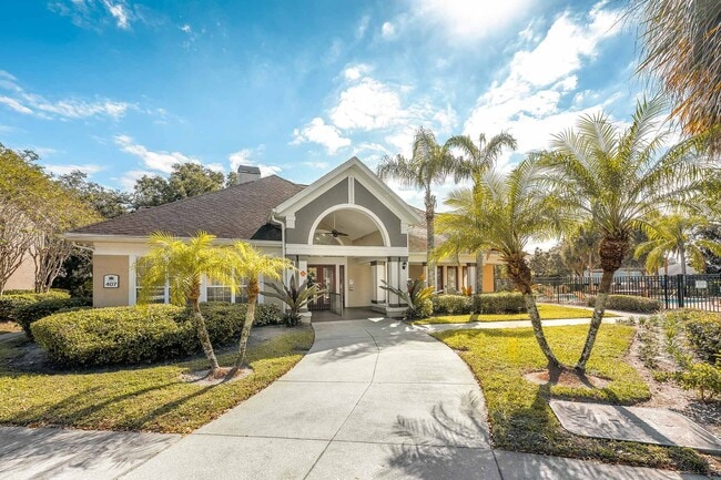 Building Photo - Alafaya Woods