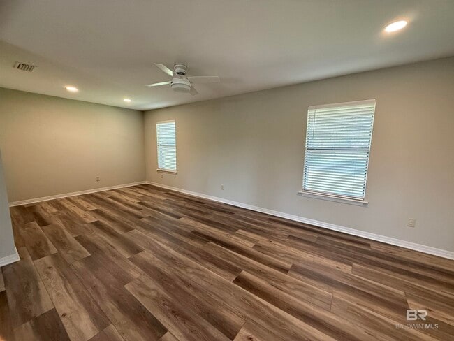 Foto del edificio - 25132 County Rd 54 E