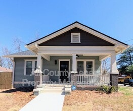 Building Photo - 940 Martin St SE