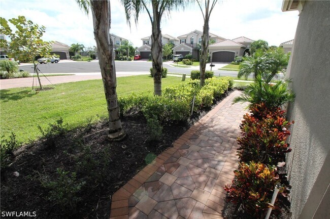 Foto del edificio - 3279 Tahoe Ct