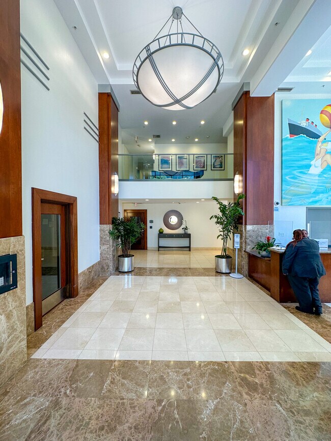 Foto del edificio - 488 E Ocean Blvd