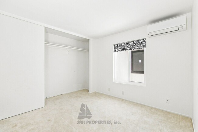 Foto del edificio - 1508 Lakeside Ln