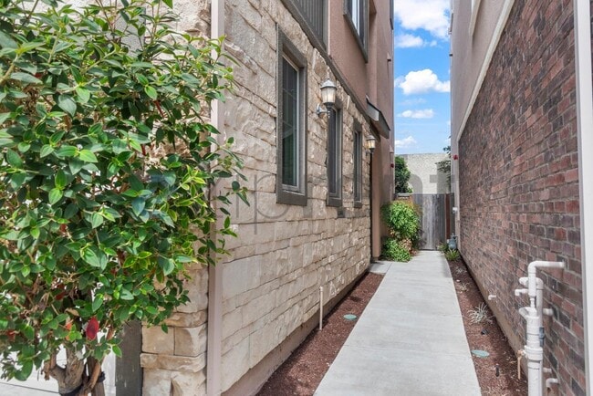 Foto del edificio - 2954 Worthing Common