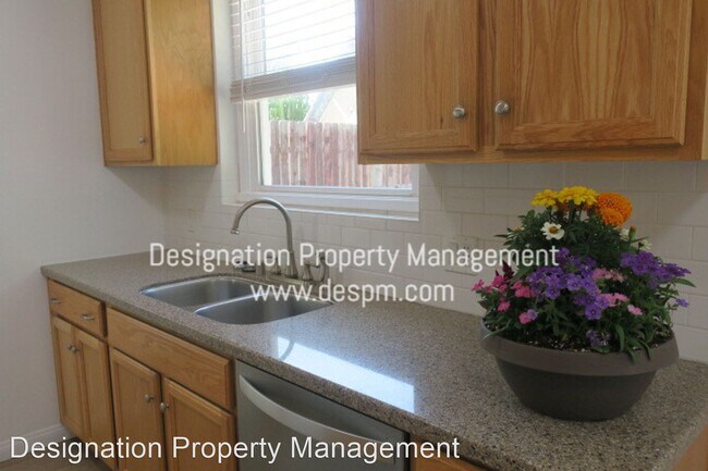 Foto del edificio - 2 br, 1 bath House - 925 N California St