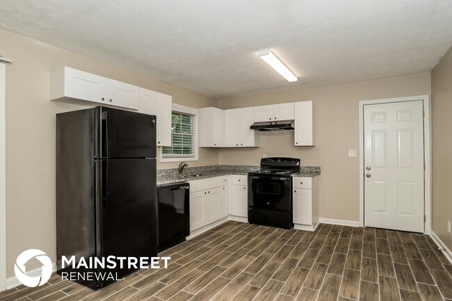 Foto del edificio - 677 Selden Ct