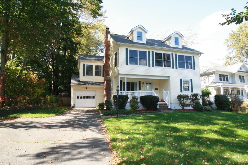 Primary Photo - 25 Briant Pkwy