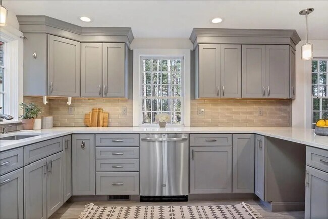 Foto del edificio - 16 King Philip Trl