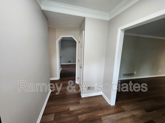 Foto del edificio - 3805 Bigelow Dr