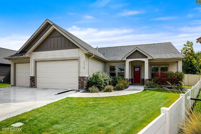 Foto del edificio - 3 br, 2 bath House - 2939 E Idavada Ct