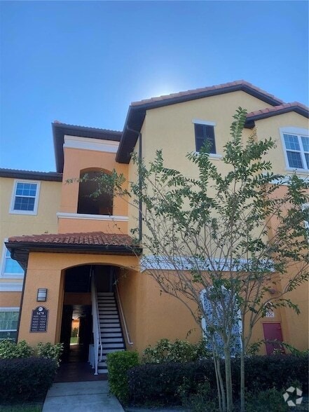Building Photo - 5479 Vineland Rd