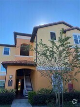 Building Photo - 5479 Vineland Rd