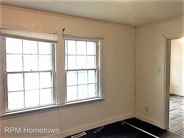 Building Photo - 2 br, 1 bath House - 221 Linwood UNIT B