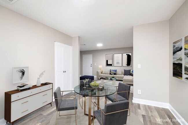 Estilo clásico – Comedor - Swan Lake Apartments