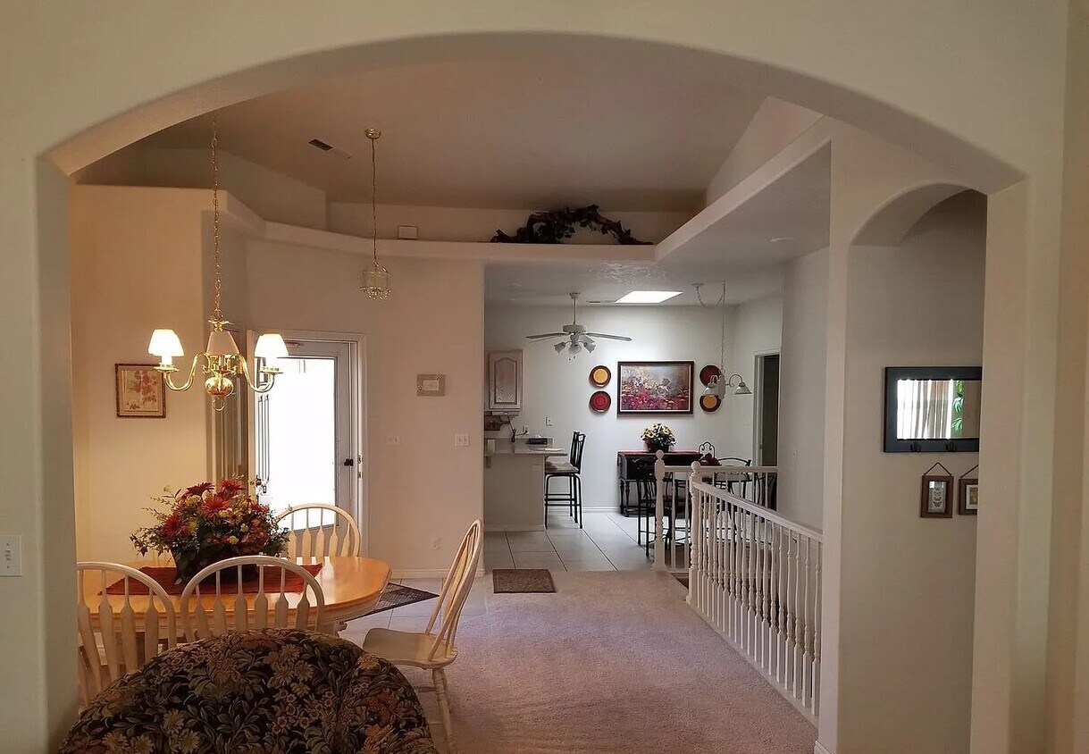 Foto principal - 149 N Turnbury Ln