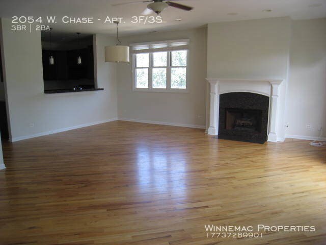 Building Photo - 2054 W Chase Ave