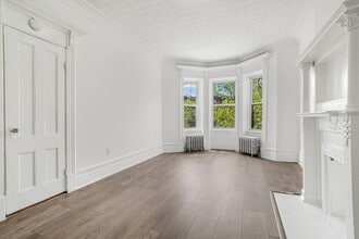 Building Photo - 421 58th St