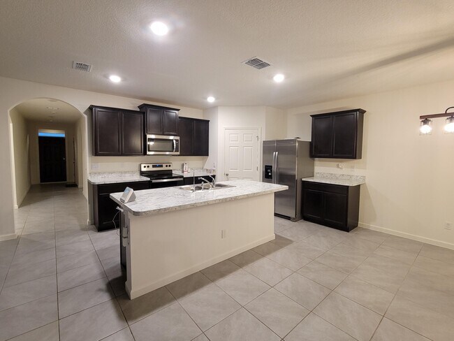 Building Photo - 5406 Delight Dr