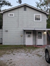 Building Photo - 451 Oak Grove Ave