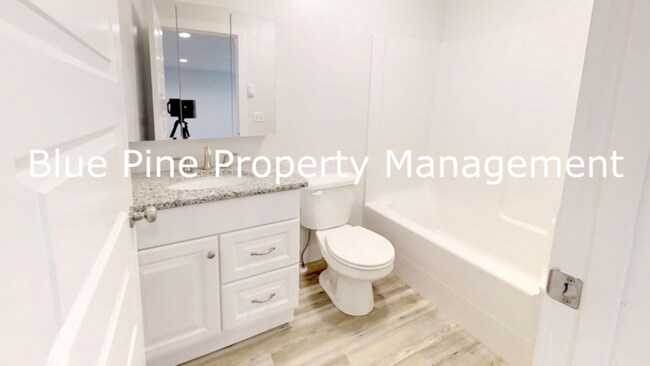 Foto del edificio - 270 Opal Ct