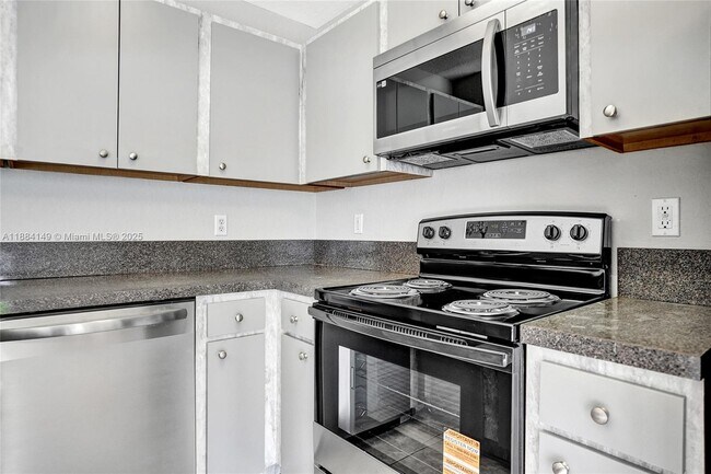 Foto del edificio - 5441 SW 41st St