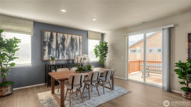 Dining - 3420 80th Ave NE