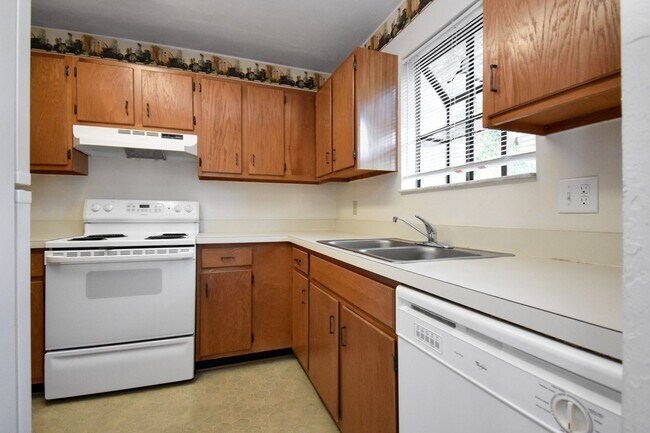 Foto del edificio - Spacious 2 Bed, 2.5 Bath Townhouse in Sout...
