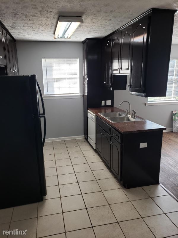 Building Photo - 3 br, 2 bath House - 2651 Whispering Pine Dr