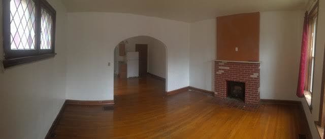 Building Photo - 2 Bed/1 Bath Affordable, Convenient Location!
