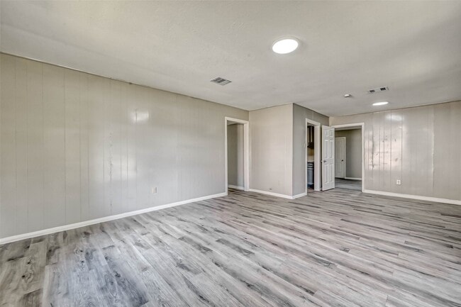 Foto del edificio - 5962 Willow Glen Dr