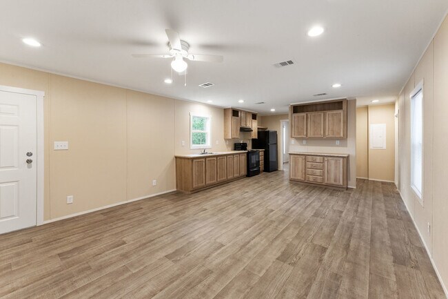 Foto del edificio - 103 Red Bird Ln