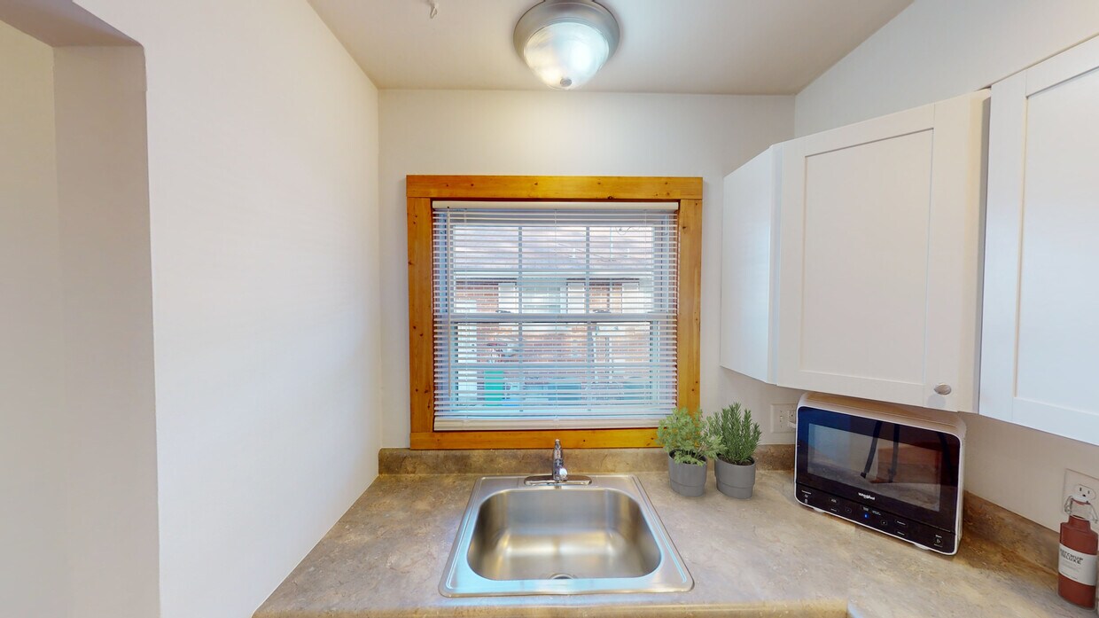 Foto principal - 1224 W Ash St