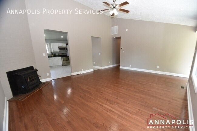 Building Photo - 1195A Bayview Vista
