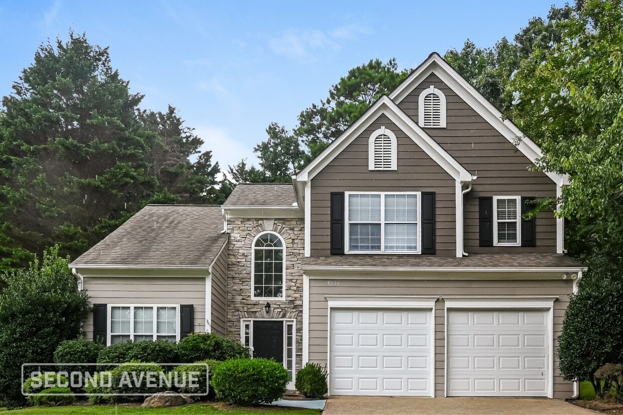 Foto principal - 5031 Wesleyan Dr