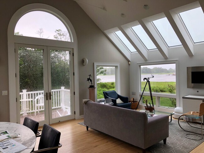 Foto del edificio - 17 Meadow Ln