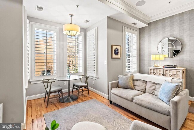 Foto del edificio - 1224 R St NW