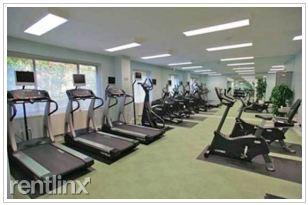 Foto del edificio - 315 E 102nd St