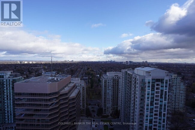 Building Photo - 15 Ellerslie Ave