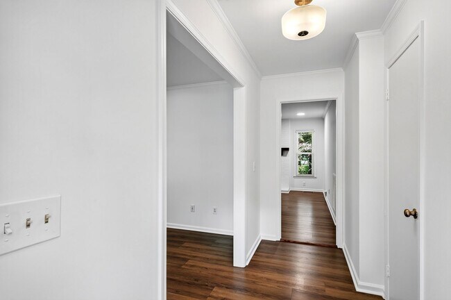 Foto del edificio - 5933 Crepe Myrtle Ct