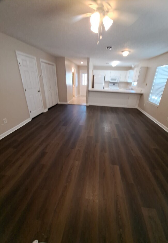 Foto del edificio - 5518 Beach Dr