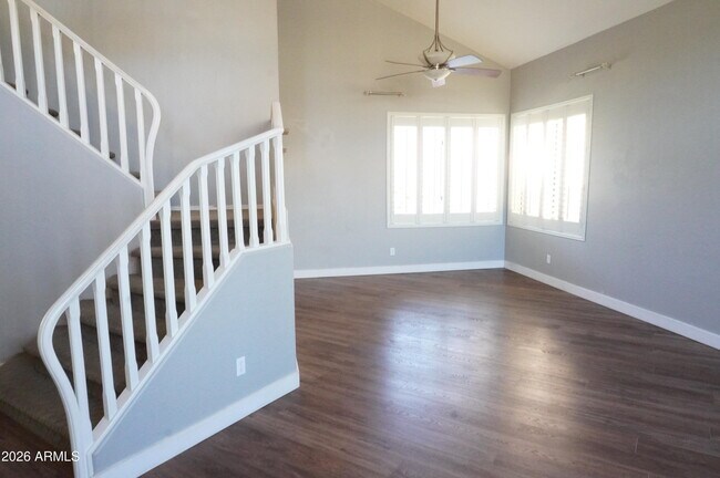 Foto del edificio - 15410 S 17th Ln